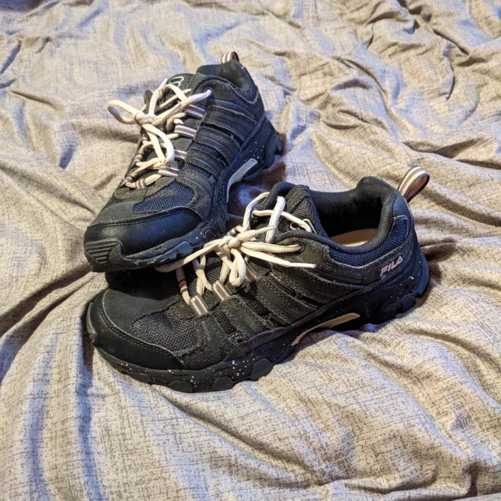 Fila Country Plus Women's Trail Hiking Shoes 9